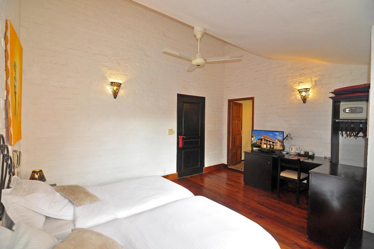 אנטננריבו Rova Hotel מראה חיצוני תמונה