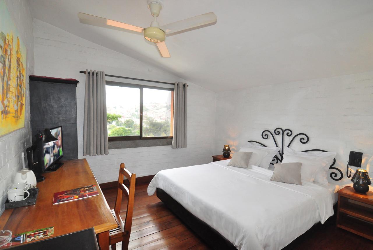 אנטננריבו Rova Hotel מראה חיצוני תמונה